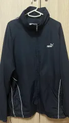 プーマ ウィンドブレーカー