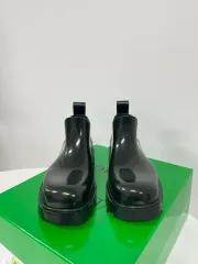 新品 Bottega Veneta ボッテガ・ヴェネタ ストライド シャイニー ラバー アンクル ブーツ 長靴 ボトル グリーン