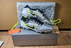 新品 NIKE ティエンポ レジェンド 10 エリート FG (250)