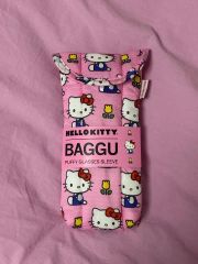 BAGGU バグゥ サンリオ シナモロール ポーチ - メルカリ