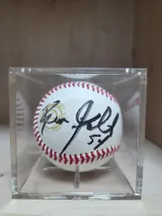 ベンジャミン・ズーキッチ LGツインズ 専用ボール 公式球 サインボール