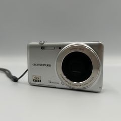 【美品】オリンパス VG-110 シルバー コンデジ カメラ 中古 美品】オリンパス OLYMPUS VG-110 シルバー コンデジ カメラ 中古