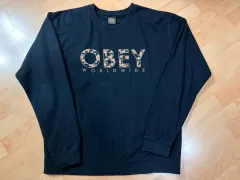 OBEY オーバーサイズ スウェットのサムネイル