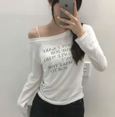オフショルダーTシャツ