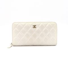 現行 ランダム CHANEL マトラッセ キャビアスキン ラウンドファスナー 