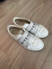 お値打ち価格/Givenchy/ジバンシー/ブラック スニーカー 収納袋付き