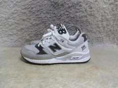 225 ニューバランス m530 白 スニーカー 中古 靴