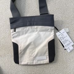 美品 カルバンクライン ショルダーバッグ ブラック レザー 総柄 381 