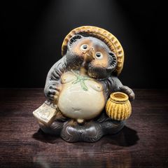 信楽焼／たぬき／骨董／希少／アンティーク／ヴィンテージ　29センチ　レア　古狸 希少】信楽焼 たぬき 置物 縁起物 狸 骨董 レトロ ヴィンテージ - メルカリ