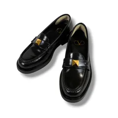 2026年最新】valentino ローファーの人気アイテム - メルカリ