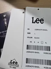 Lee ダウンのサムネイル