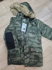 Carhartt カモフラ ダック ダウン パディング XSのサムネイル