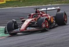 ミハエル シューマッハ フェラーリ F2005 1/7ラジオコン　超特大 ミハエル シューマッハ フェラーリ F2005 1/7ラジオコン 超特大 - メルカリ
