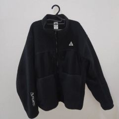 NIKE ACG 