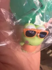 サンリオ サングラス けろっぴ フィギュア ガチャ