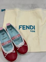 Fendi FFロゴ フラットシューズ ブラック 39 - メルカリ