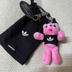 コンフォート アディダス ぴょんぴょん キーホルダーのサムネイル