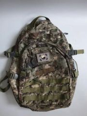 美品 韓国軍 実物 ミリタリーリュック 送料無料 - メルカリ