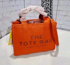 新品タグ付】 マークジェイコブス メッシュ スモール トートバッグ 