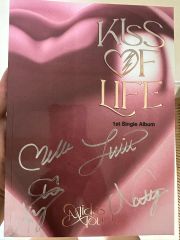 KISS OF LIFE 直筆サイン入り チェキ ポラロイド ベル KISS OF LIFE キスオブライフ ベル ポラロイド チェキ - メルカリ