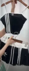 ヴィンテージ ツアーベルベット Tシャツ + ミニ CHUU