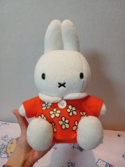1997年製 ミッフィー セキグチ ぬいぐるみ miffy 花柄 - メルカリ