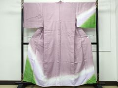 着物 訪問着 赤紫〜緑 染め分け 花柄 花の縁取り金銀の刺繍、あられの 