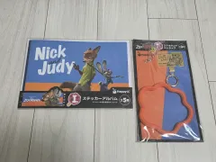 ズートピア グッズ ニック & ジュディ ステッカーアルバム + スマートフォン ストラップ