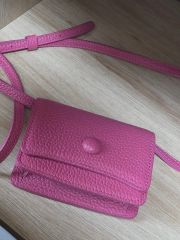 希少・未使用】MCM iPhone 15 Proピンク×グリーン - メルカリ