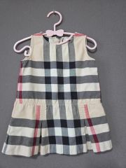 Burberry チェック柄 半袖ワンピース 6Y - メルカリ