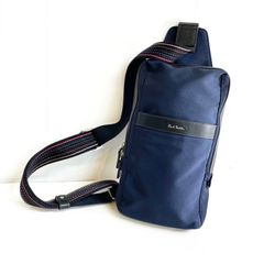 外観美品✨ポールスミス ボディバッグ オールレザー ロゴ刻印 ネイビー 