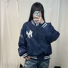 ヤンキース　スタジャン　MLB 刺繍　ネイビー90s 中綿　激レア 美品送料込】ヤンキース スタジャン MLB 刺繍 ネイビー90s 中綿 激レア