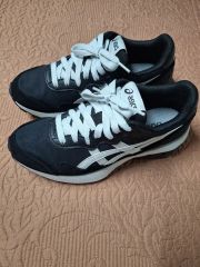 新品未使用 ASICS OC RUNNER 28.0cm ブラック/ホワイト - メルカリ