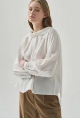 美品】yori スカラップシアージャケット 白 - メルカリ