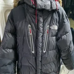 THE NORTH FACE ザノースフェイス ブラック ダウン アウター 限定モデル 900 ダウンコート