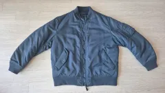 UNIQLO MA-1ジャケット