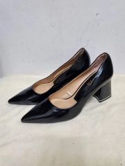 JIMMY CHOO パテントレザー パンプス ブラック 36 - メルカリ