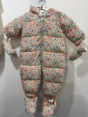 GAP 宇宙服