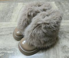 最終値下げ！訳あり！MONCLER ファースニーカー 36 - メルカリ