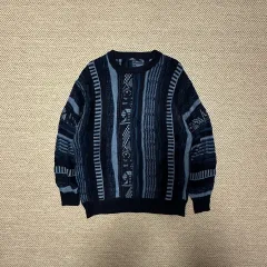 URBAN RESEARCH アクリルニットセーター