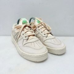 新品未使用 希少 サイズ25.5 adidas Rivalry Lowスニーカー - メルカリ