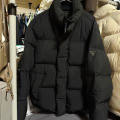 希少 韓国人気商品】GUESS ダウンジャケット ブラック Mサイズ - メルカリ