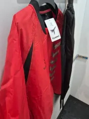 新品) hummel(ヒュンメル) ホール単層 ウーブンウィンドブレーカー セット 100サイズ