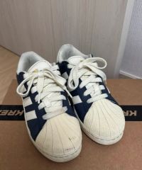 adidas SUPERSTAR ネイビー スエード スニーカー 22.5㎝ - メルカリ
