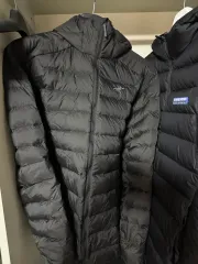 ARC'TERYX Cerium（アークテリクス セリウム）フーディー ブラック Lのサムネイル