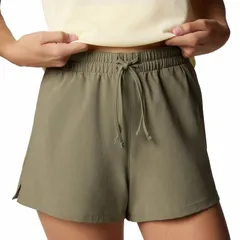 コロンビア レディース ボトムス ハーフパンツ・ショーツ ショートパンツ Womens Columbia Bogata Bay Shorts II Stone Green グリーン