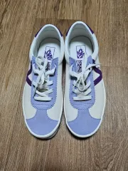 (新品)VANS Sport スニーカー 白/ラベンダー 250のサムネイル