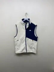 ニューバランス フリース ベスト 95のサムネイル