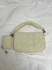 Naptime ショルダーBAG IVORY クッションキーホルダー付き - メルカリ