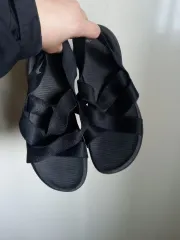 ナイキ ブラック ストラップ サンダル 230